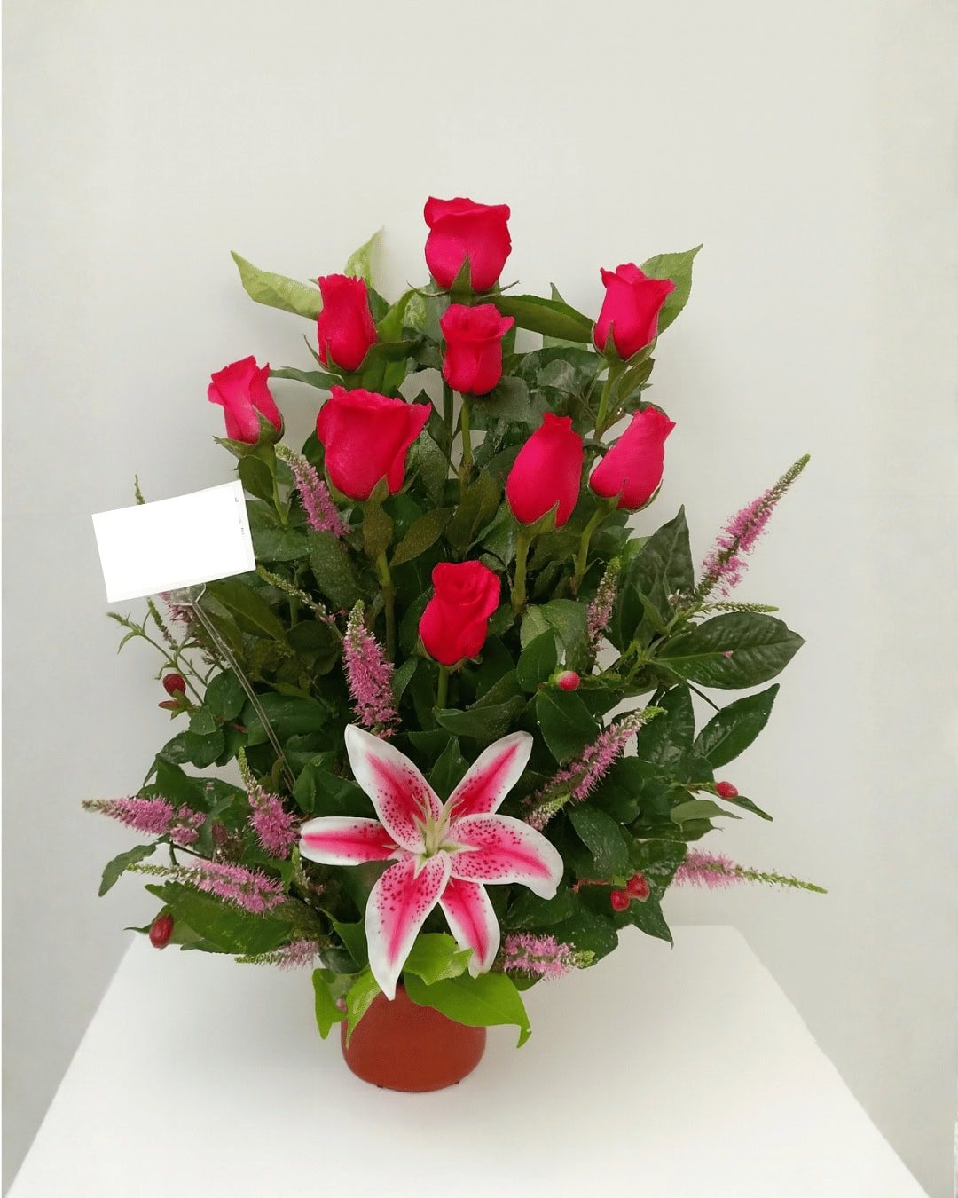 BCE-156_1 RUBÍ CERÁMICA ROSAS ROJAS LIRIO