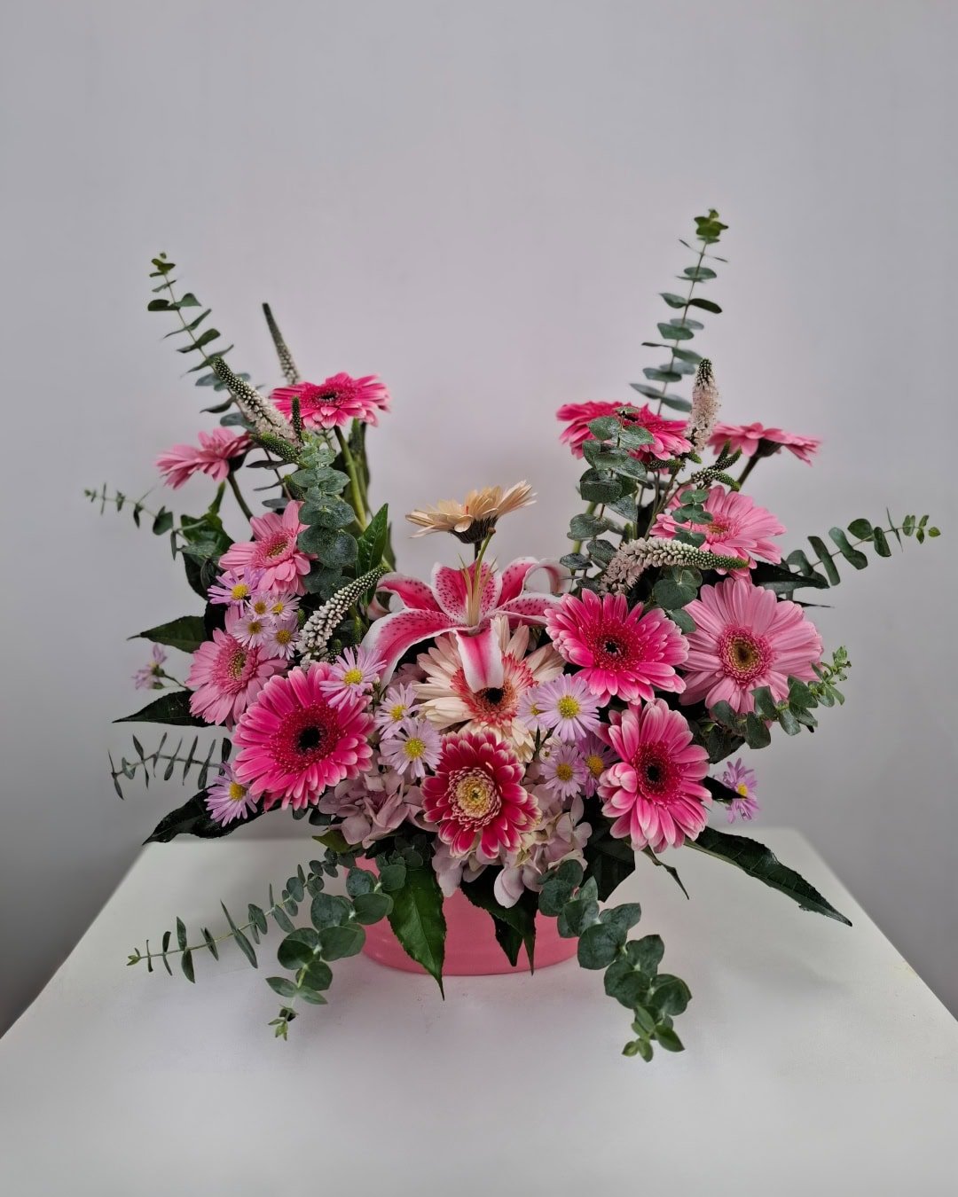 BCG-041 PETALINA CERÁMICA GERBERAS ROSADAS VERÓNICAS