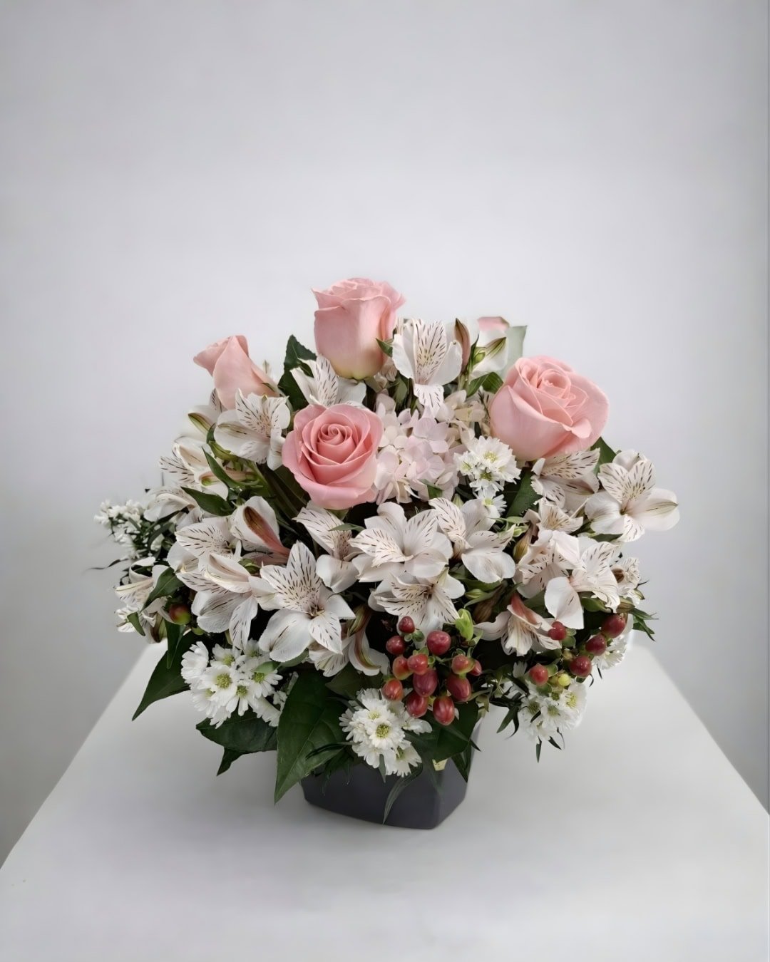 BCG-046_1 AURORA CERÁMICA ROSAS ROSADAS DELICADO