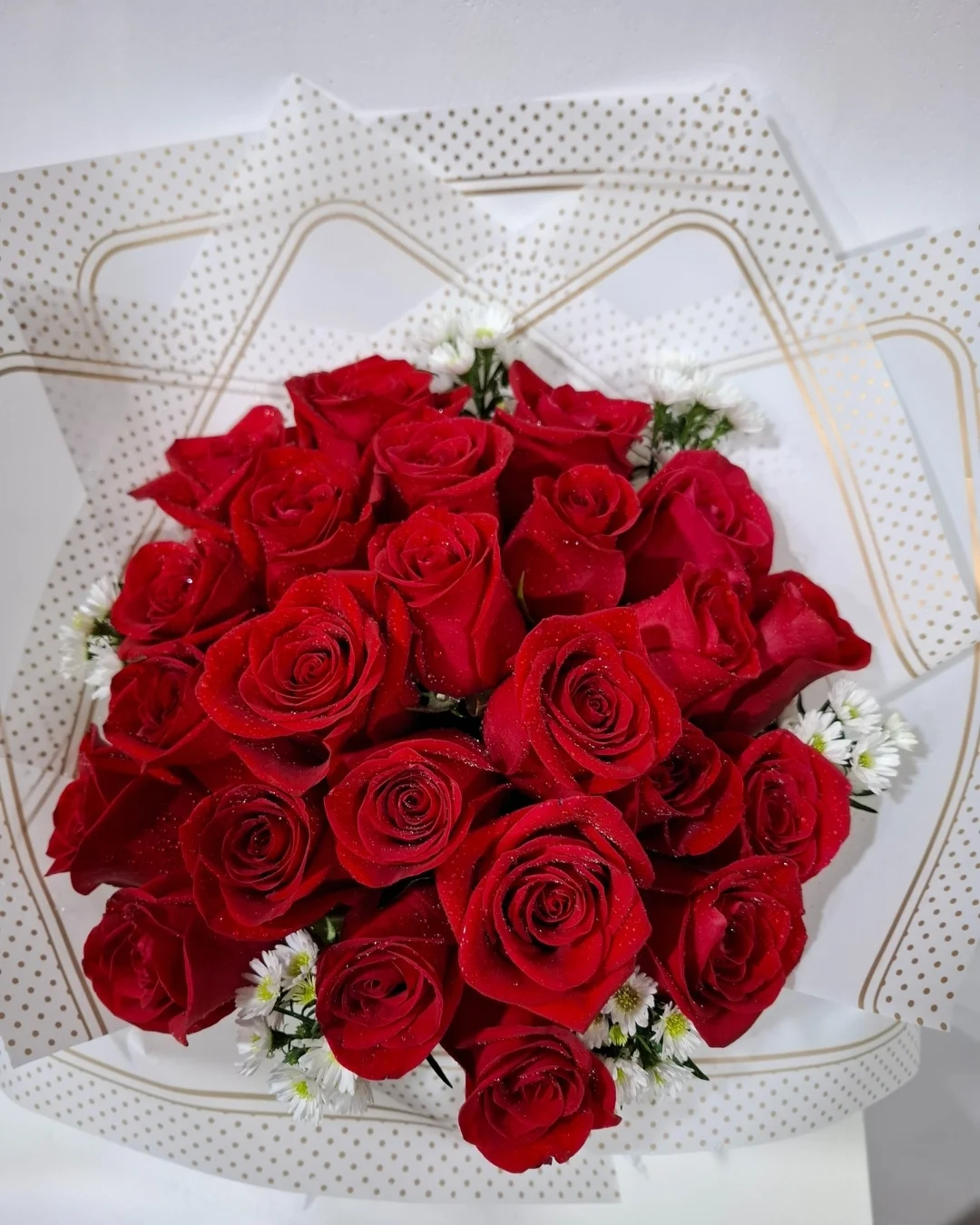 PRS-833-2 CORONA RAMO ROSAS ROJAS DORADO | PRS-833